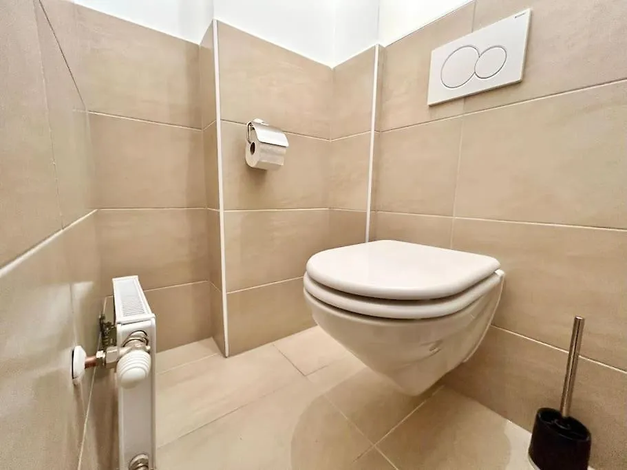 70 M2 Quiet & Calm Apartment With Free Parking Wien